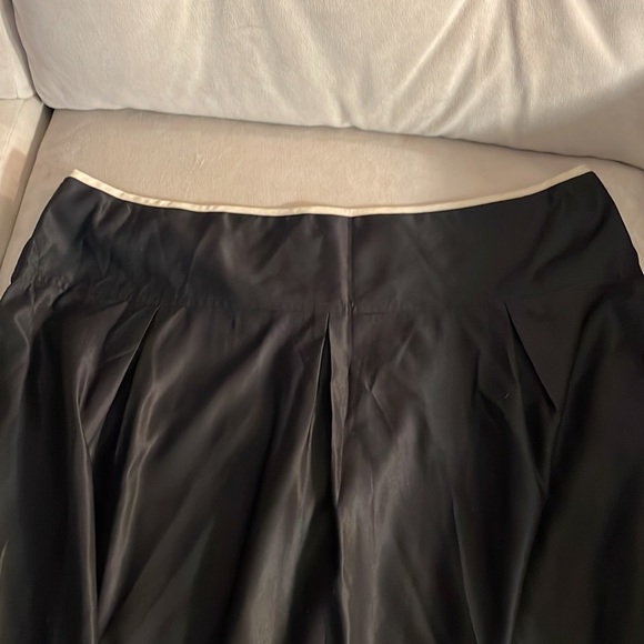 Old Navy Skirt - Picture 3 of 4